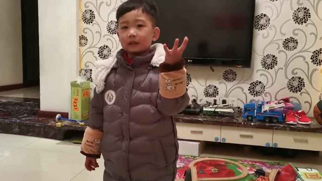 小朋友表现自己