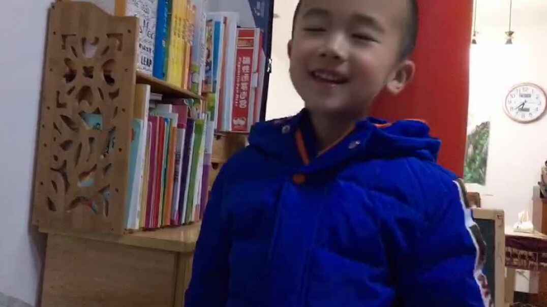 笑的甜吧