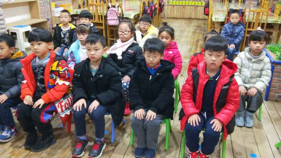 小眼睛看老师