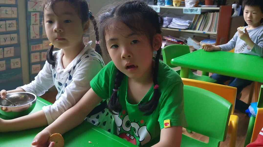 认真吃饭的慧慧