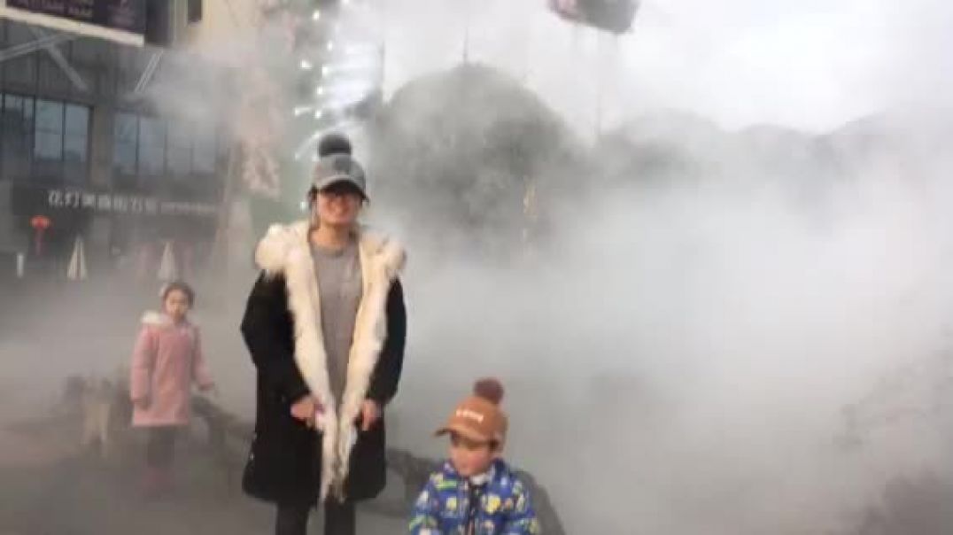 和妈妈一起玩