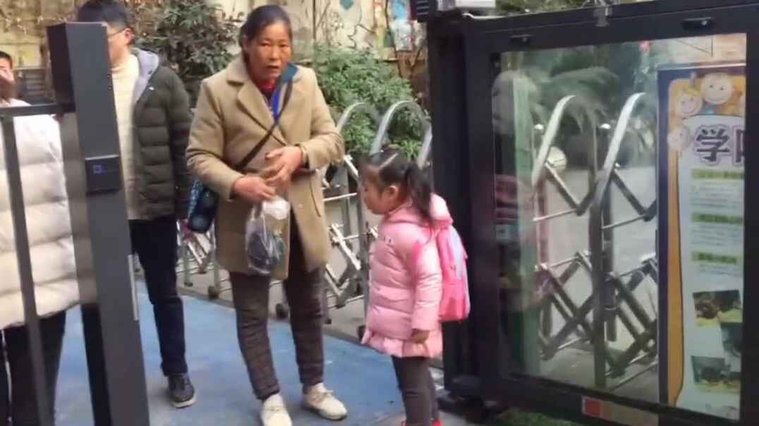 进入幼儿园元气满满哦