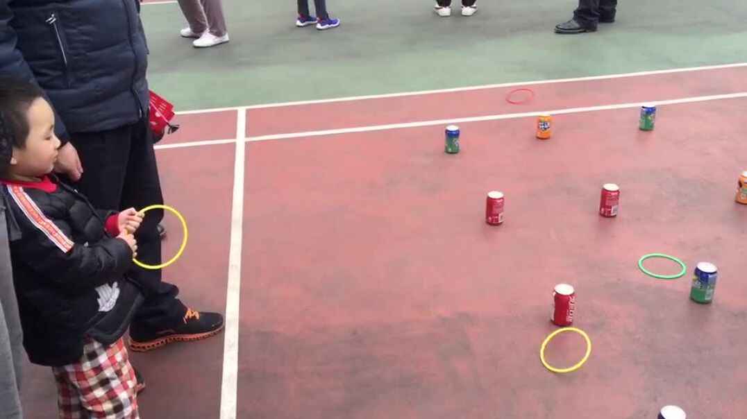 套瓶子游戏