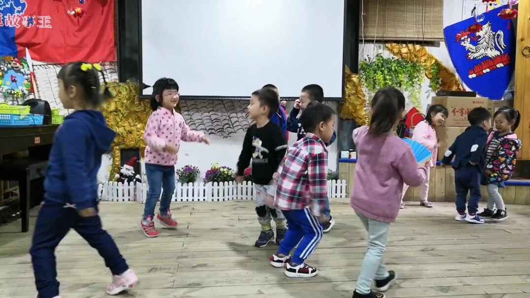 一起嗨起来.