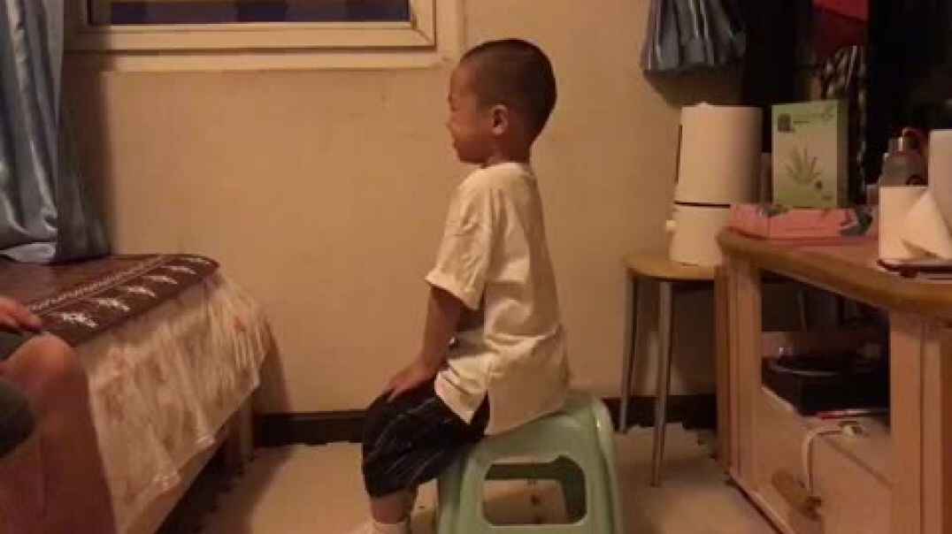 坐姿，礼貌问好，再见