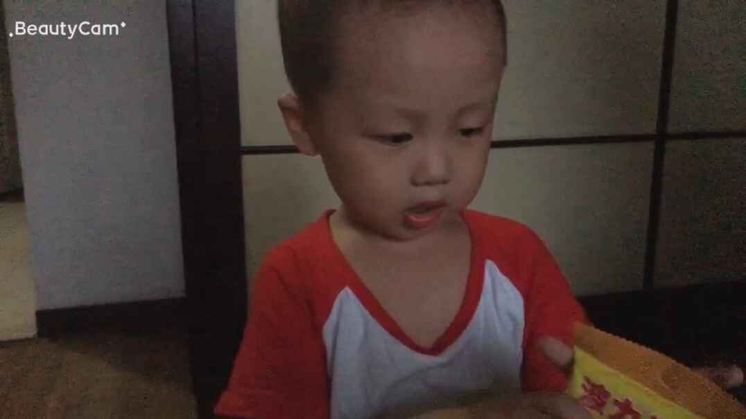 杨浩锐儿歌朗读（我上幼儿园）