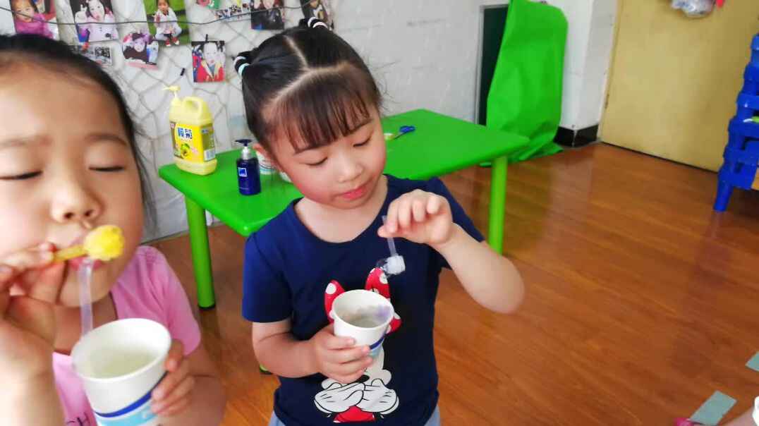 吹泡泡 (3)