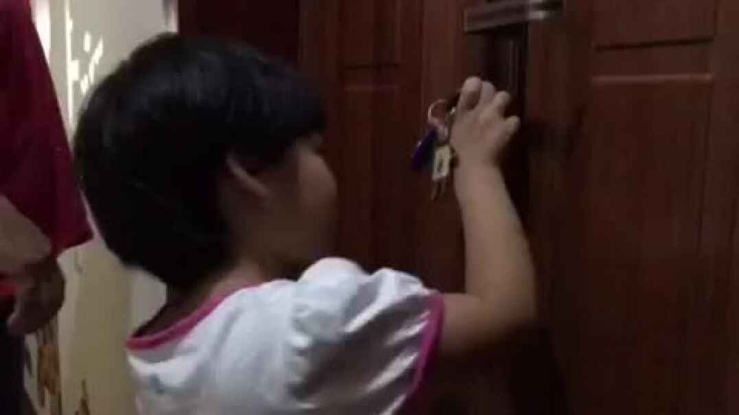 93E520F4-6EF5-489A-93AF-8DF147A64144.MOV