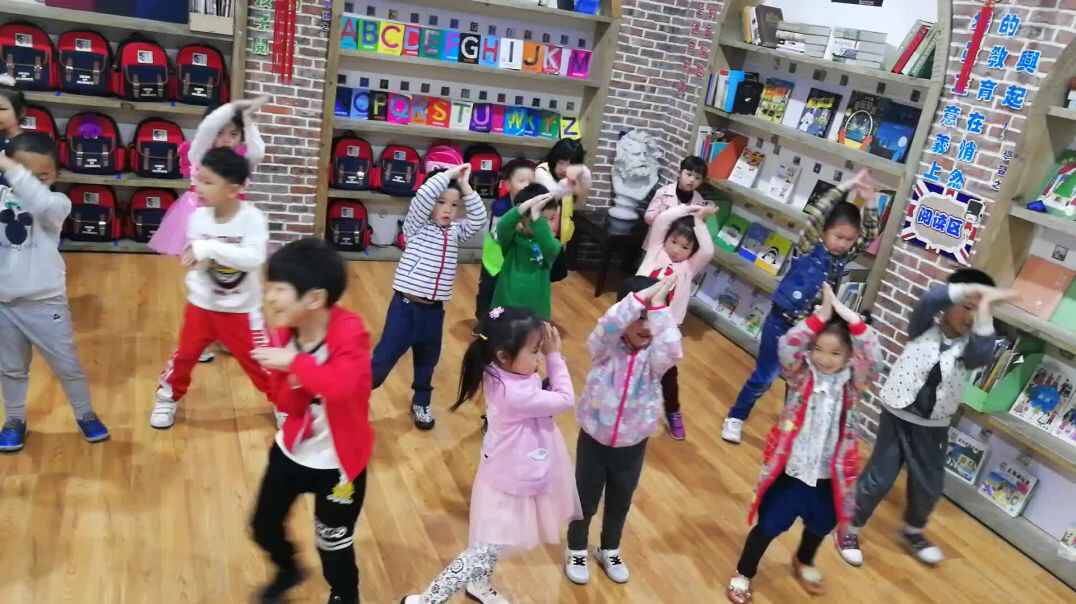 2020级实验大班4.9行动课程—音乐与你2.mp4