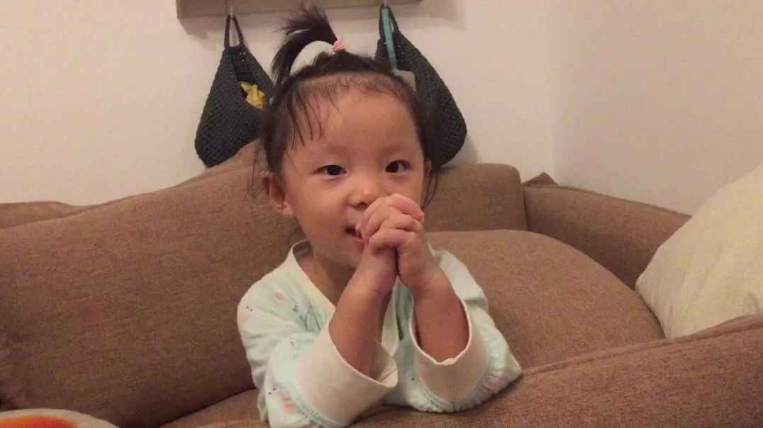 双手合十