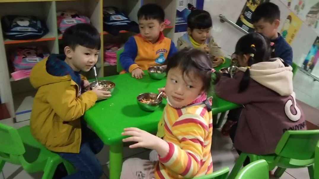 进餐3