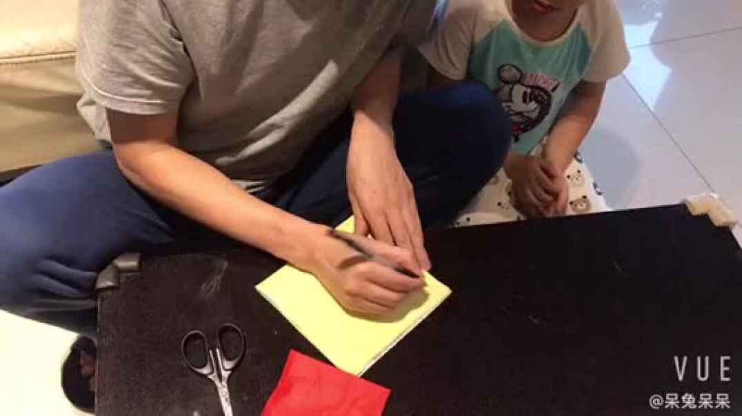 许承锐制作五星红旗.MOV