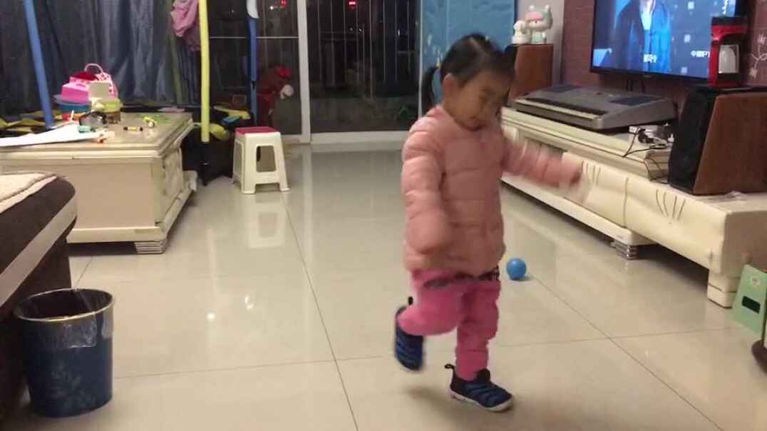 脚踏起来