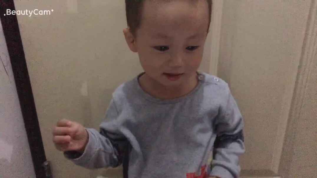 杨浩锐《牙刷火车》