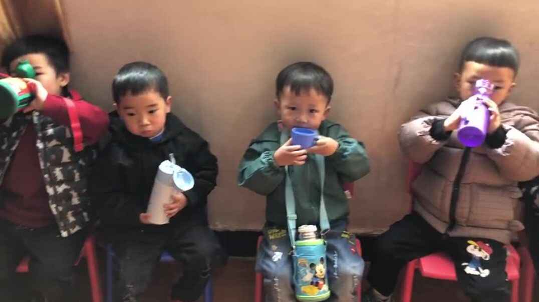 喝水比赛