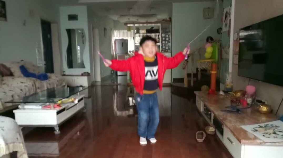 跳跳跳