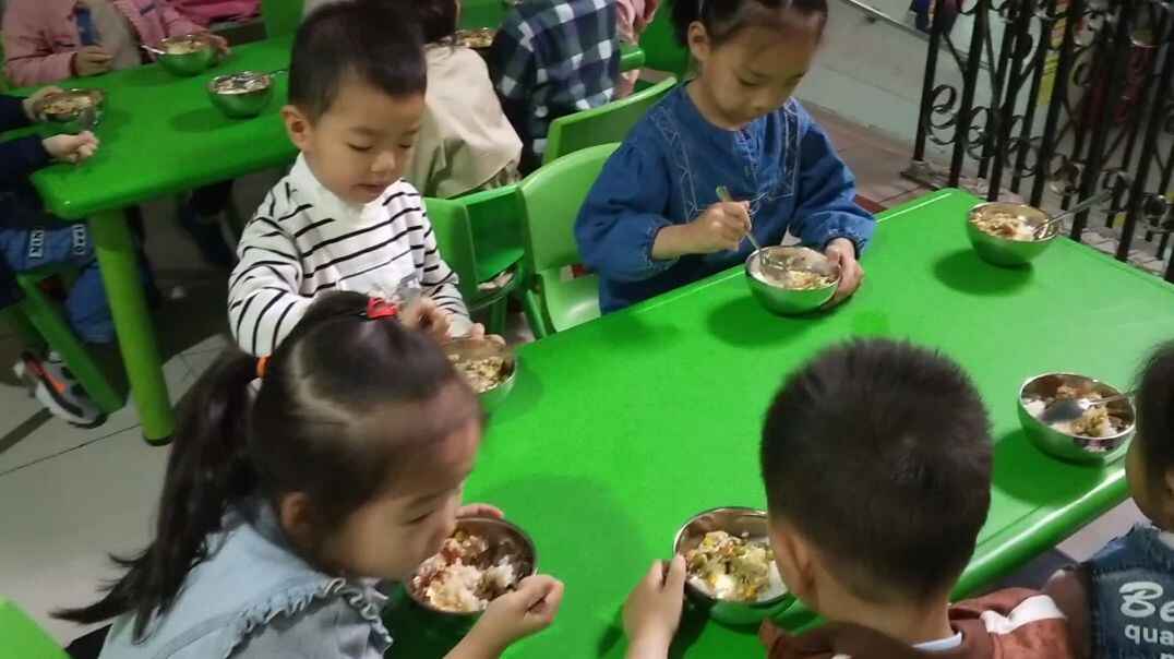 热气腾腾的午餐3