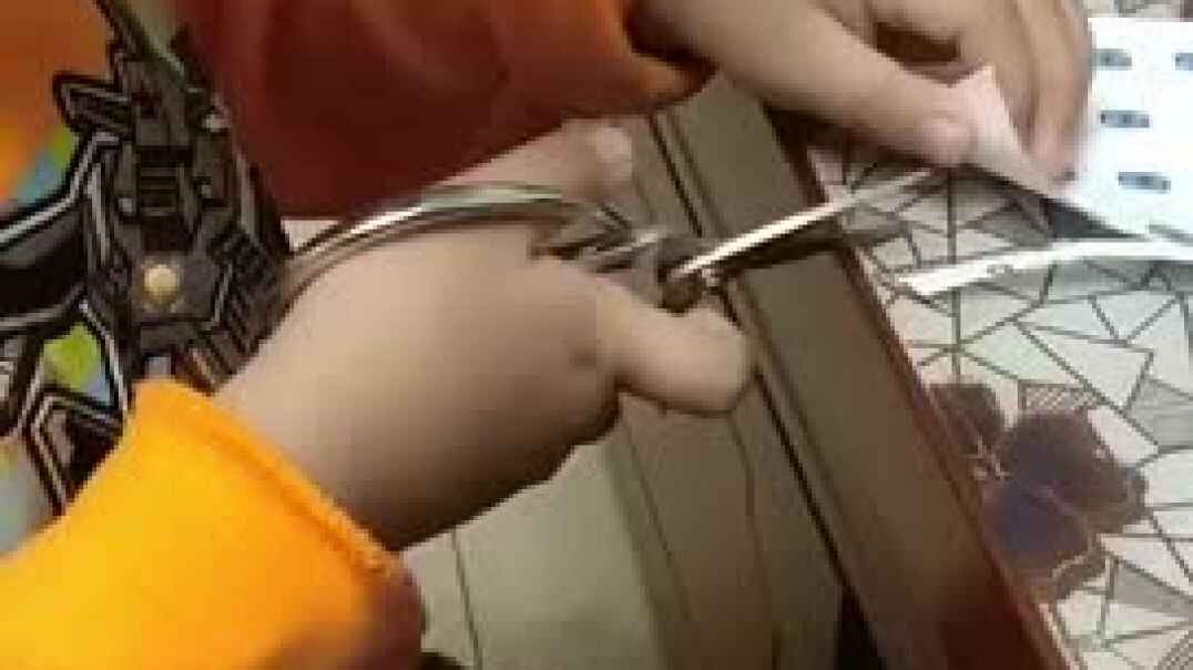 1BAD574E-6CD8-40C5-BB36-D438ABA64389.MOV