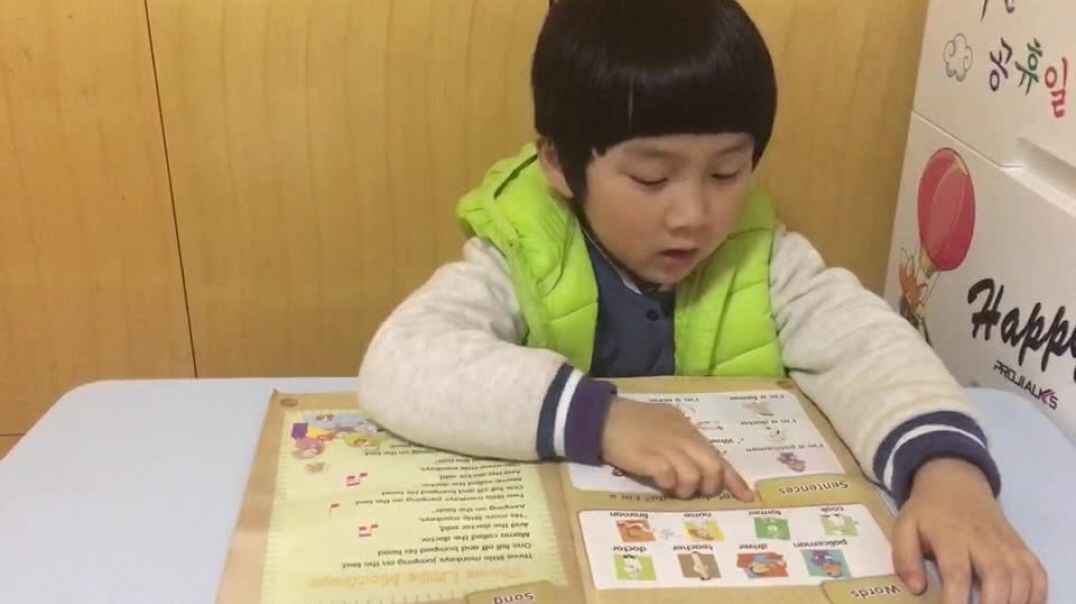 认真学习的宝贝