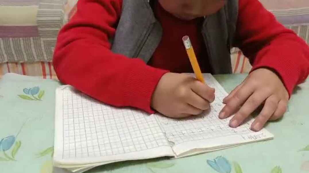 萌娃爱学习