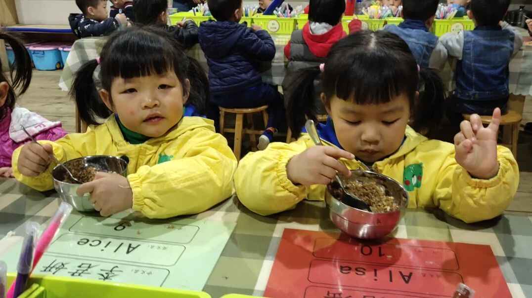 突然有点饿