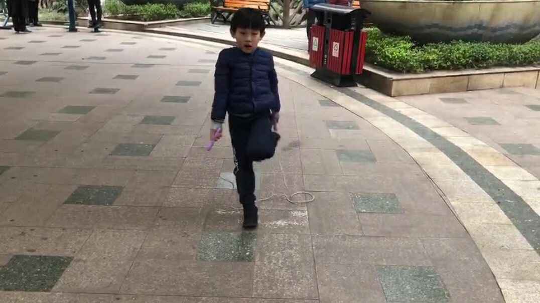 来表演啊
