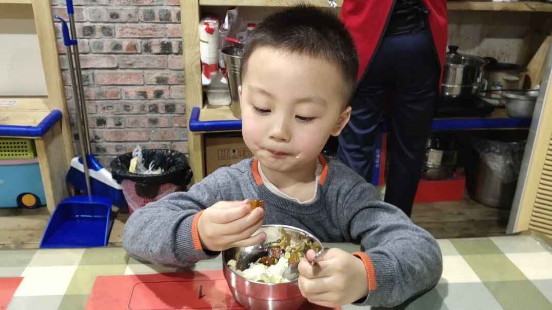 吃饭啰