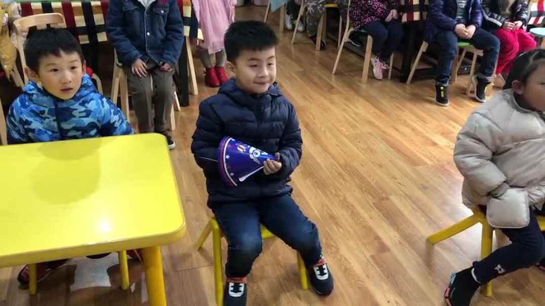 可爱的小朋友