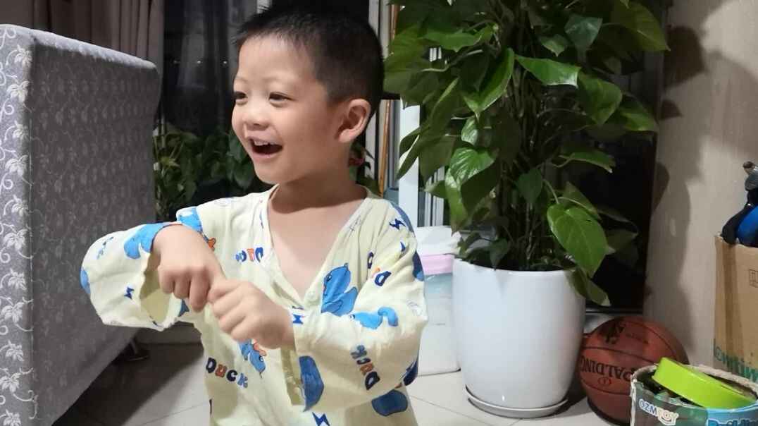 大B班阳铭礼练习儿歌