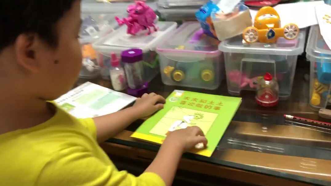 D0459B78-ED1D-4F9C-9137-299851BF3D24.MOV