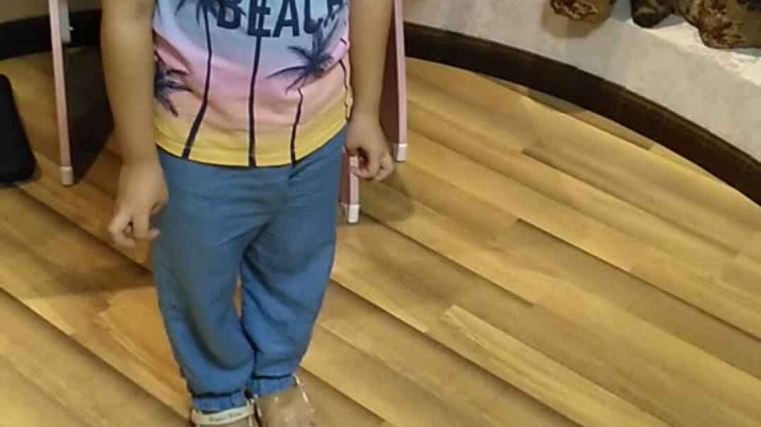 VID_20190916_211745.mp4