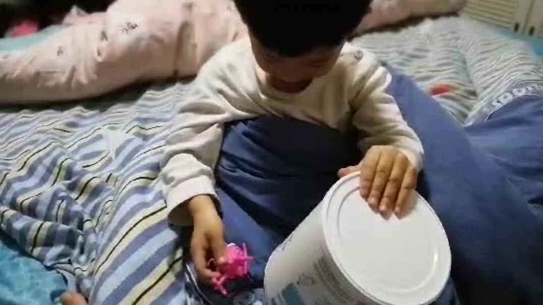 自己穿袜子