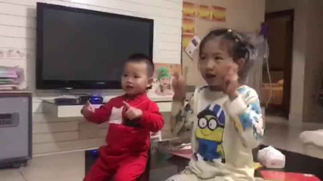 5AB28D37-07A5-4771-853F-4061B210E19F.MOV