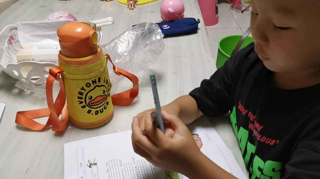 李逸辰家庭作业.mp4