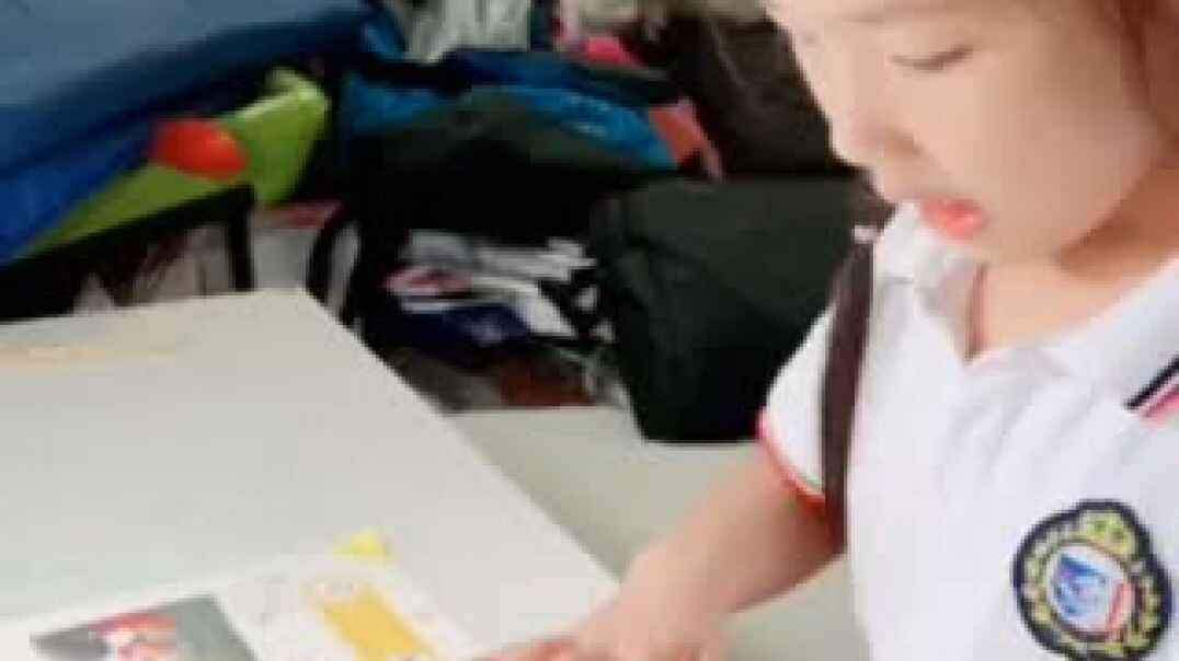 0647af6177f6d3cf2e5fb7609c24bde6.mp4