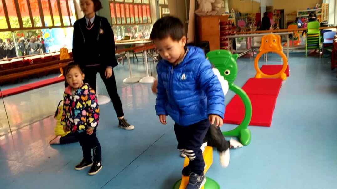 一起玩耍