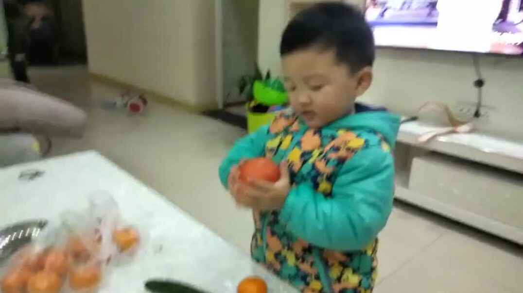 自己剥橘子