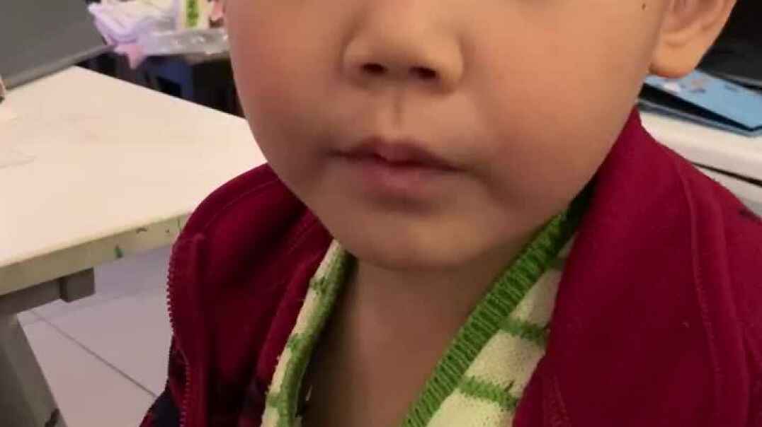 张哲培背诵弟子规