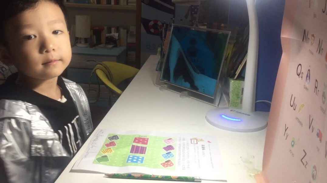 2019年10月29号大A班时悦洋家庭作业——买花布