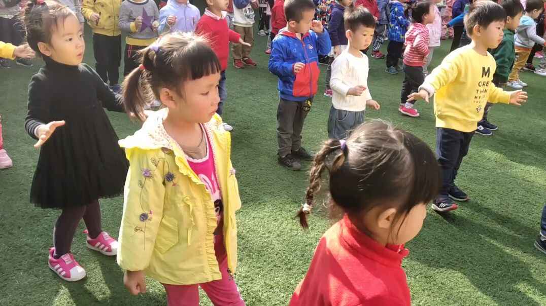 阳光下的你们