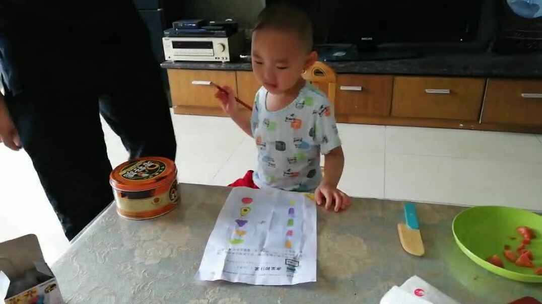 乐乐很认真
