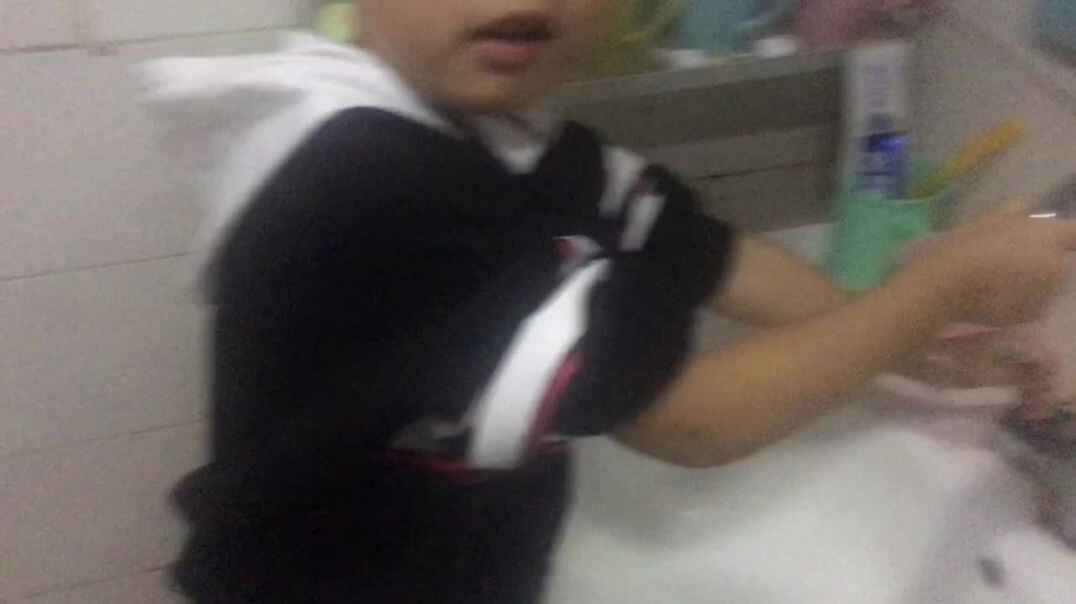 B4244A87-7126-4449-ADD5-7742A4DA8B86.MOV