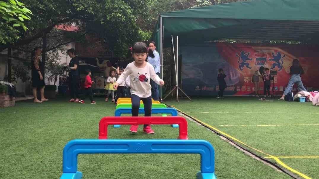 跨栏咯
