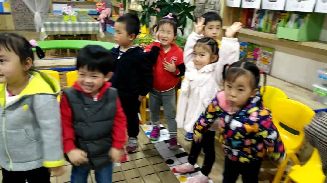 和伙伴一起真开心