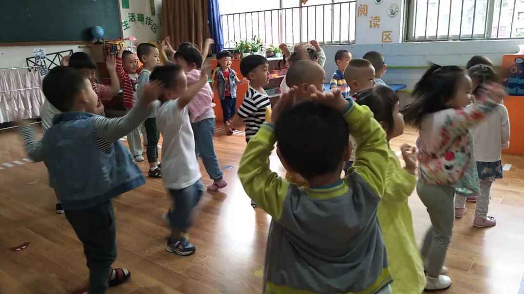 舞蹈运动起来