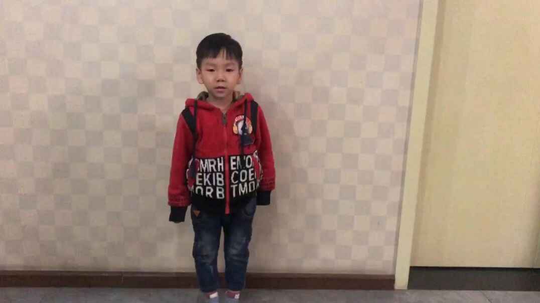 大B班肖俊泽背诵儿歌巜黑猫警长》
