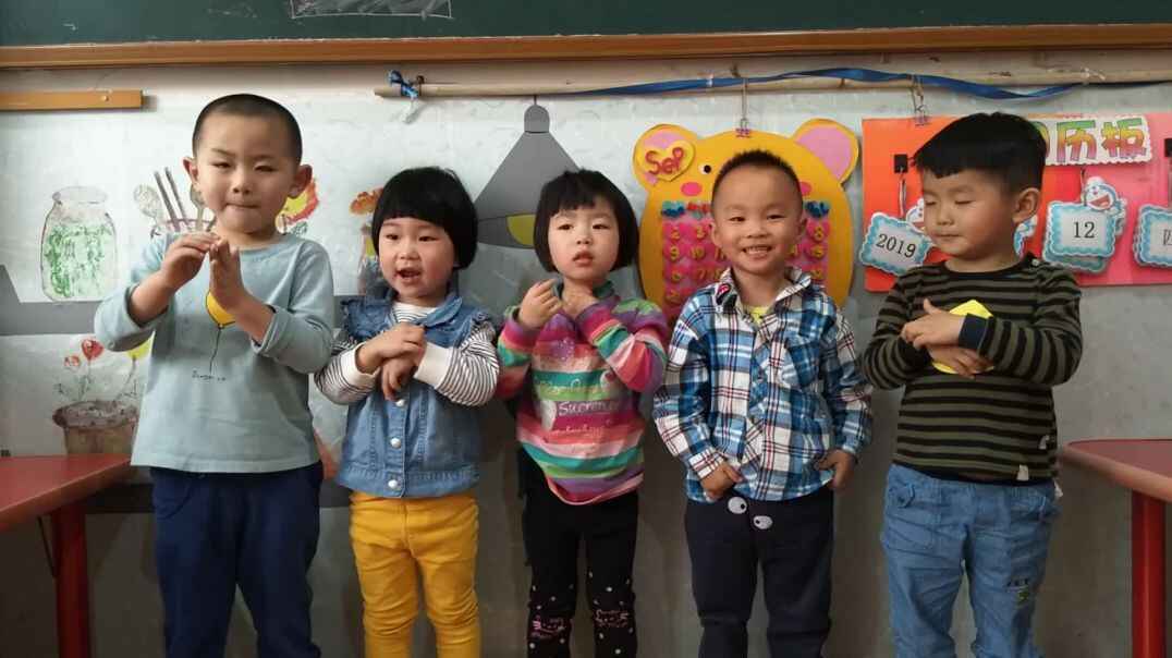 儿歌朗诵