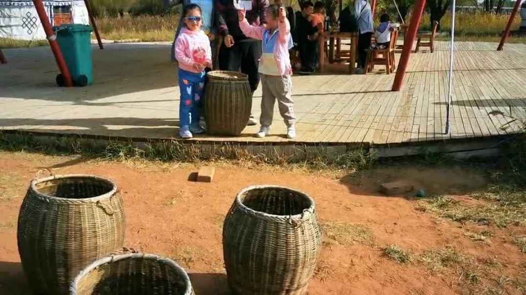 大A班甘婧萱国庆游玩——投球