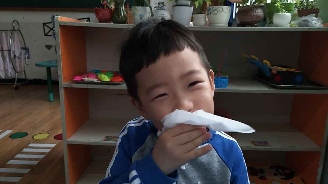 吸管吹泡泡画