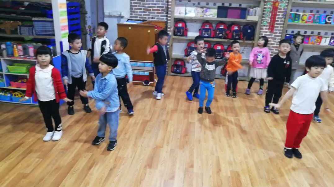 跟着音乐一起运动